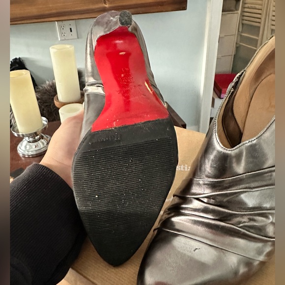 Christian Louboutin - gunmetal grey ankle bootie sz41 - Picture 3 of 6